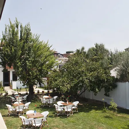 فندق Ephesus Paradise 3*